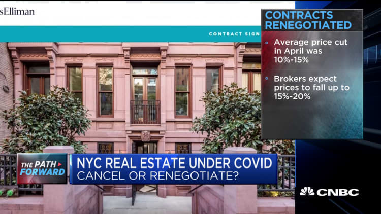 NYC brokers expect real estate prices to fall up to 20%