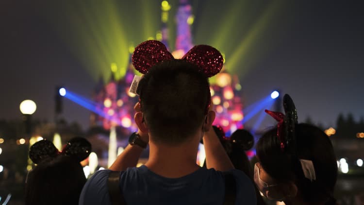 Shanghai Disneyland reopens for first time since coronavirus pandemic