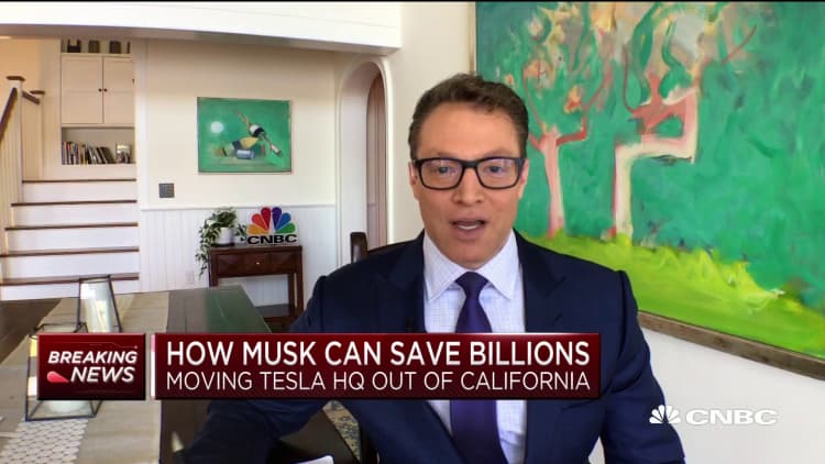 How Elon Musk could save billions by moving Tesla HQ out of California
