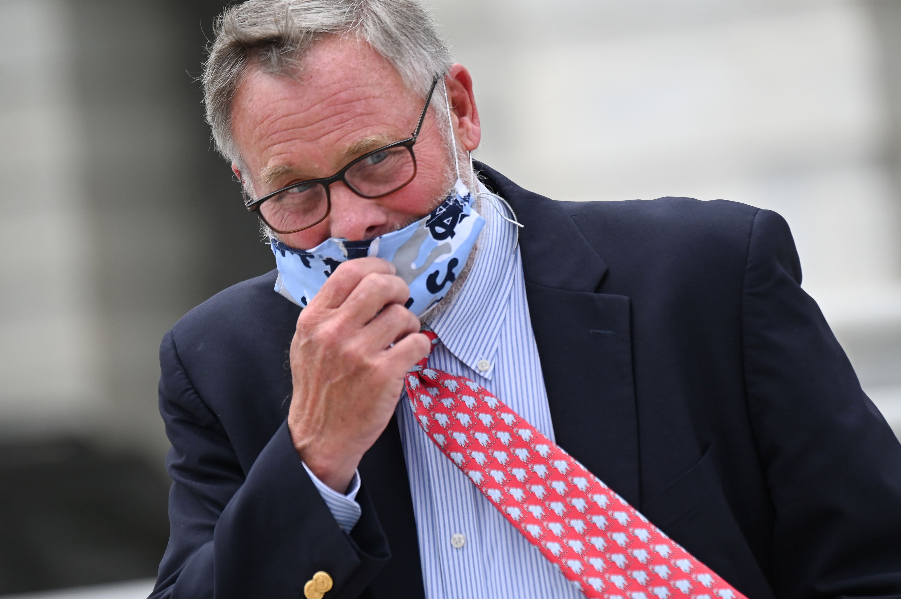 DOJ will not charge Senator Richard Burr any fees for Covid stock trading