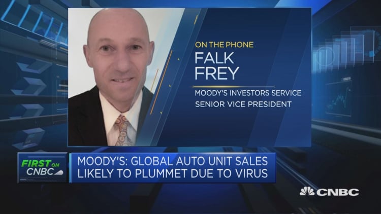 Global car sales expected to fall 20% this year, Moody's says