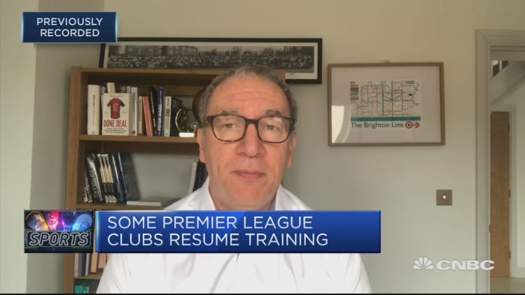 Failing to deliver a quarter of Premier League season could cost $900 million, expert says