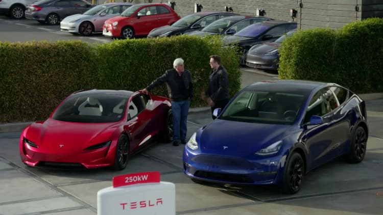 Elon Musk and Jay Leno talk about the 2020 Tesla Roadster
