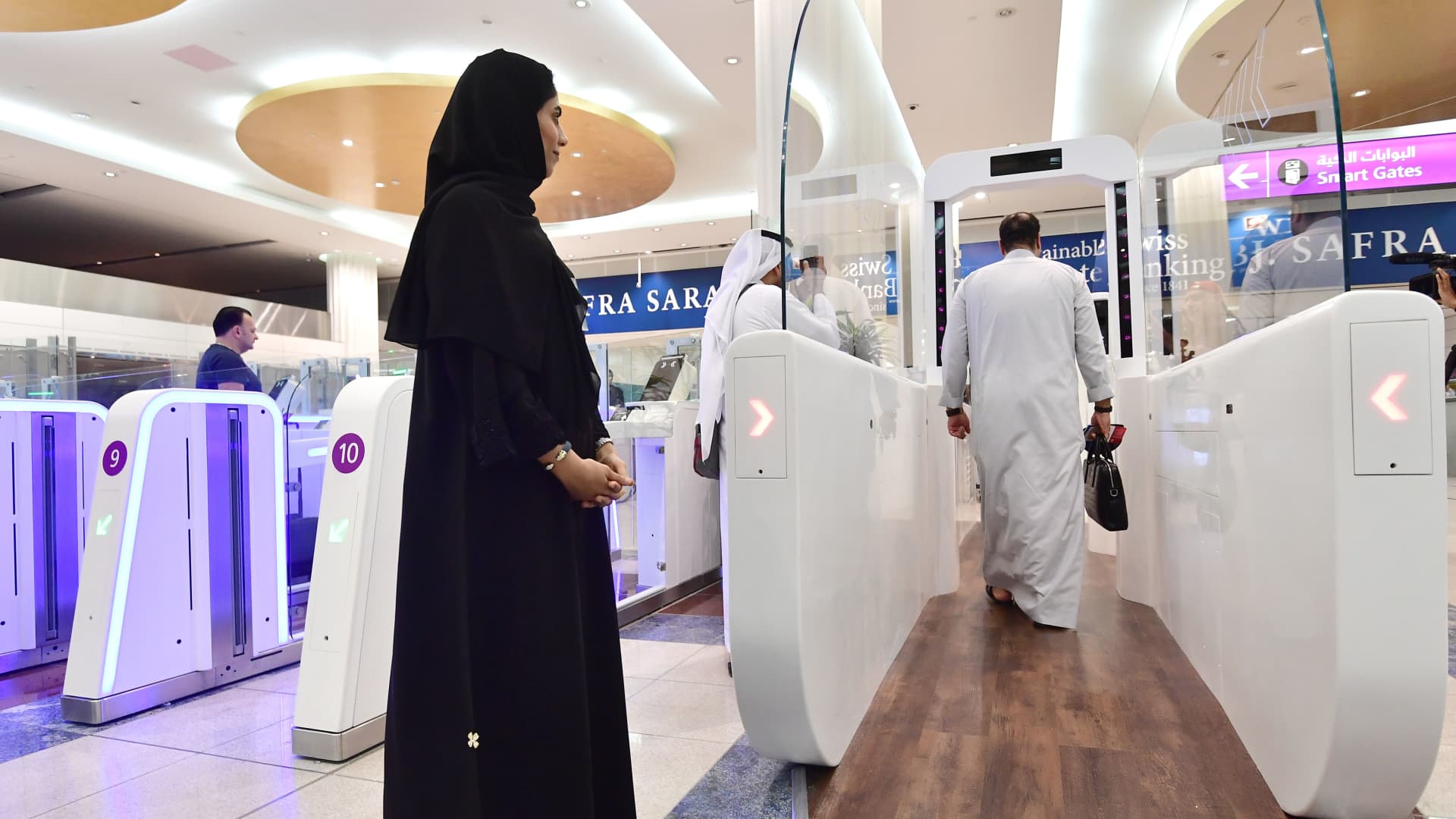 Los Emiratos Árabes Unidos se clasifican como los que tienen el mejor pasaporte del mundo