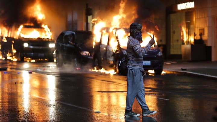 Preparation for City Riots 106558466-1590894575759gettyimages-1216403539