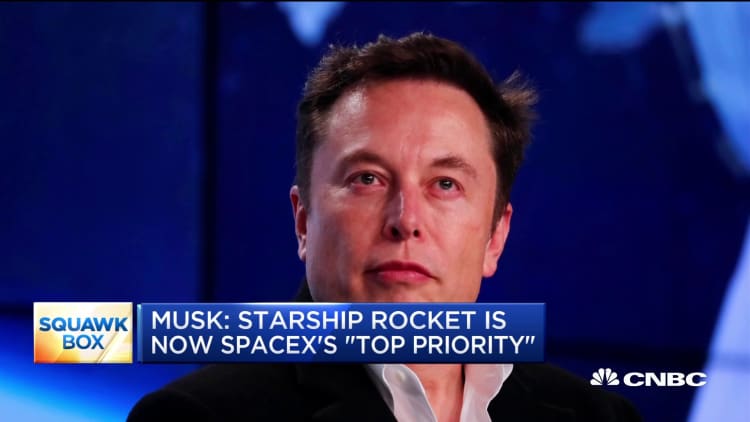 Elon Musk to SpaceX employees: Starship rocket is now our top priority