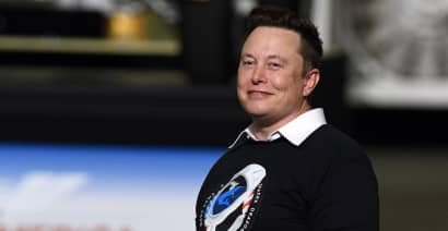 Book recommendations from Elon Musk, Uber's first employee and more
