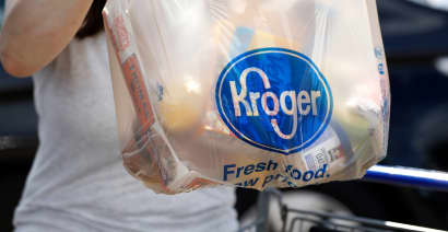 Kroger stuns with 92% e-commerce gain, but has to prove it's not a coronavirus blip