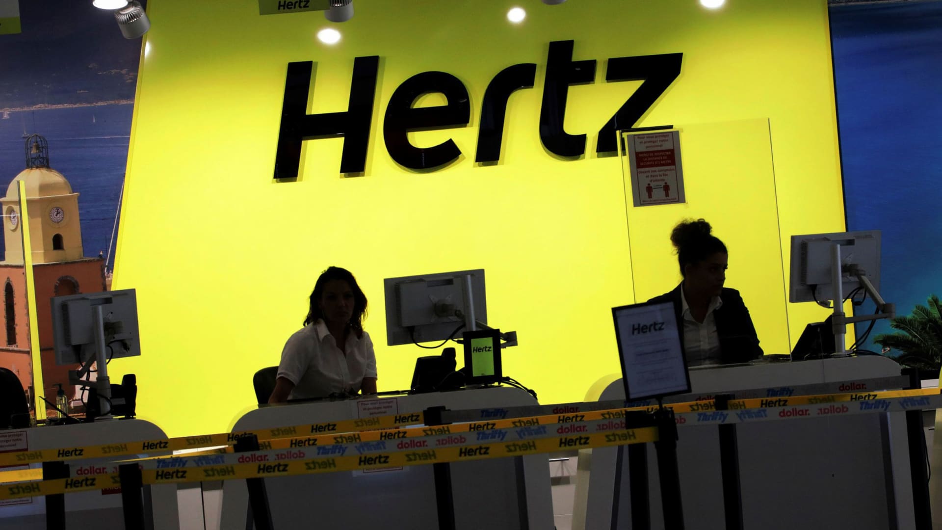 Hertz CEO says rebounding business travel could tighten an already-constrained used car market - CNBC