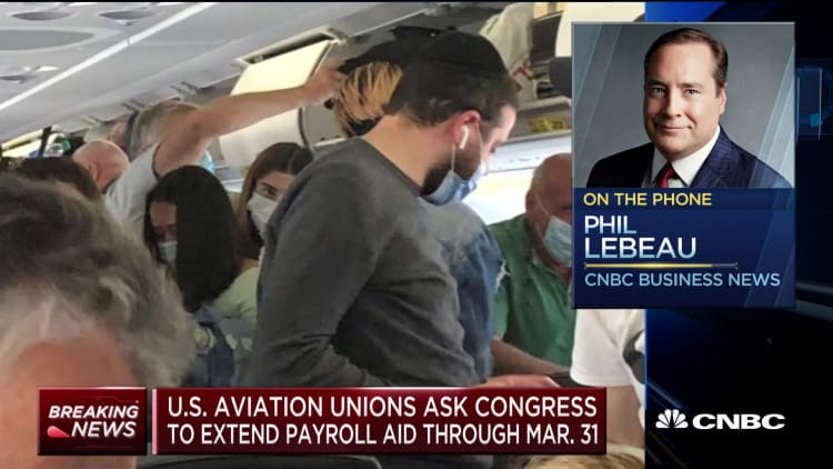 Aviation unions ask Congress to extend payroll aid through March 31, 2021