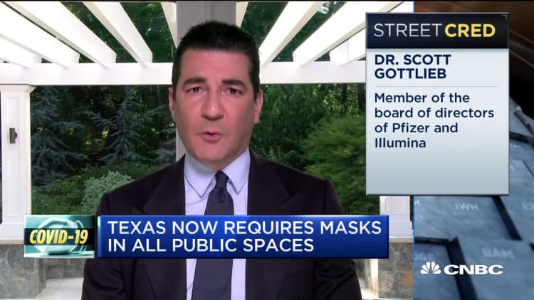 Scott Gottlieb says wearing facemasks should be general guidance