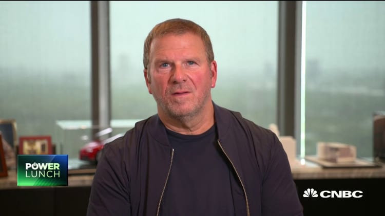 Federal government needs to provide clarity for businesses, Landry's CEO Tilman Fertitta