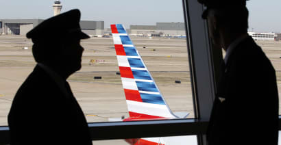 American Airlines pilots union calls strike authorization vote amid contract talks