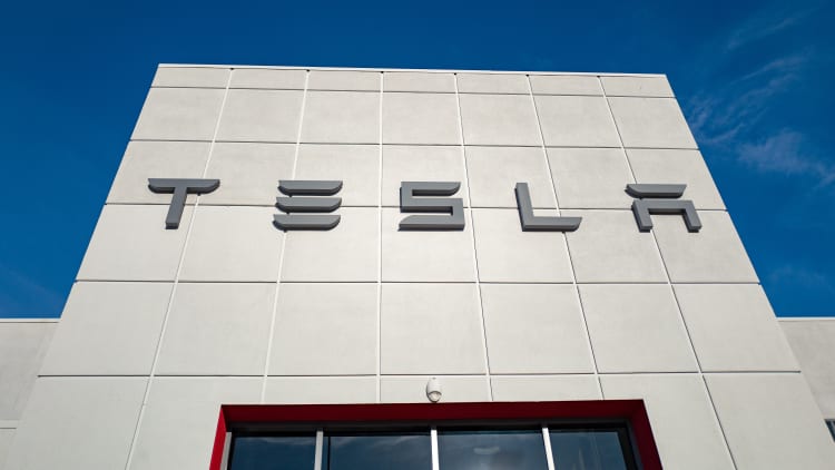 Texas county approves $14.7 million in tax breaks for Tesla factory