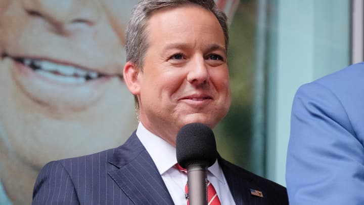 Fox News suit: Ed Henry accused of rape, Sean Hannity and Tucker Carlson accused of harassment