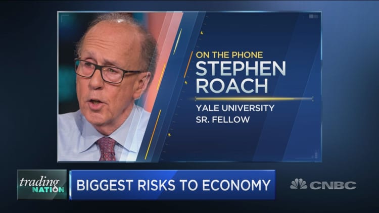 Stephen Roach: U.S. is on a collision course with a double-dip recession