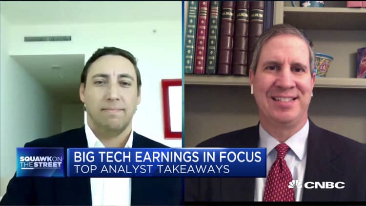 Citi's Jim Suva and Bernstein's Mark Shmulik break down Big Tech earnings