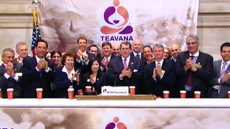 Teavana founder rings NYSE Opening Bell nine years ago celebrating IPO
