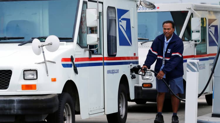 US Postal Service to hike prices on commercial packages, putting pressure on businesses