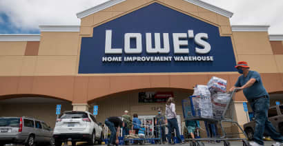The rise of Lowe's and what's next for the home improvement giant post-pandemic