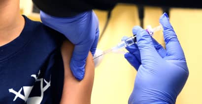 Massachusetts requires most students to get flu vaccine amid pandemic