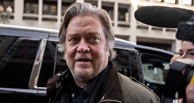 Former Trump advisor Steve Bannon arrested on charges of defrauding donors in fundraising scheme