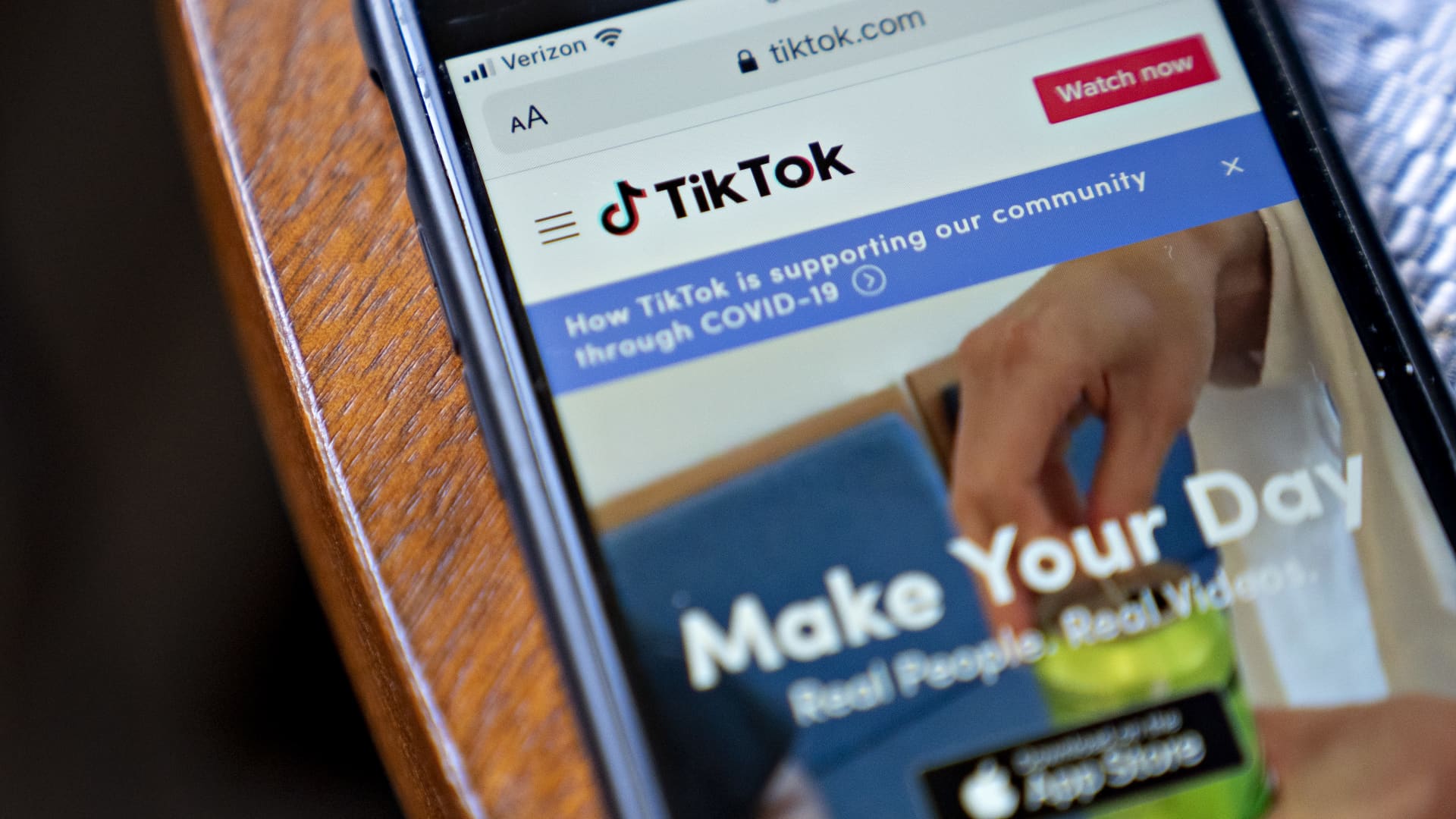 TikTok relying on Trump to back off original demand to sell U.S. business and approve Oracle deal