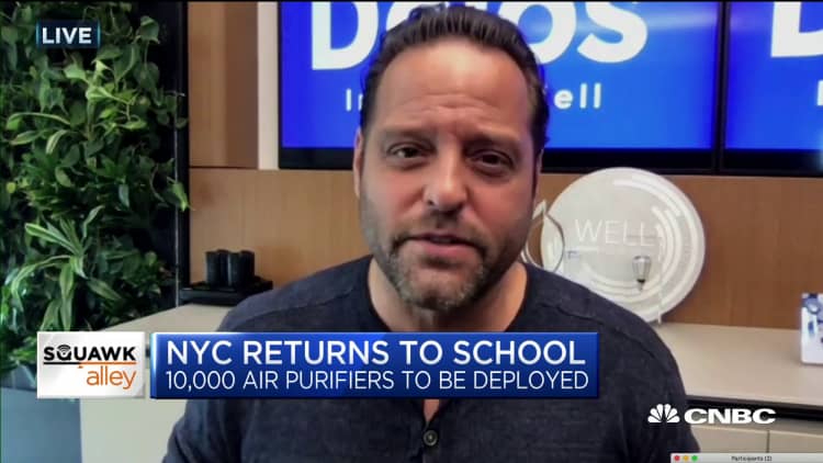 Delos CEO Paul Scialla on implementing air purifiers in NYC schools