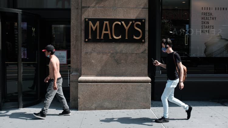 Former Macy's CEO on the shift from brick and mortar shopping to e-commerce