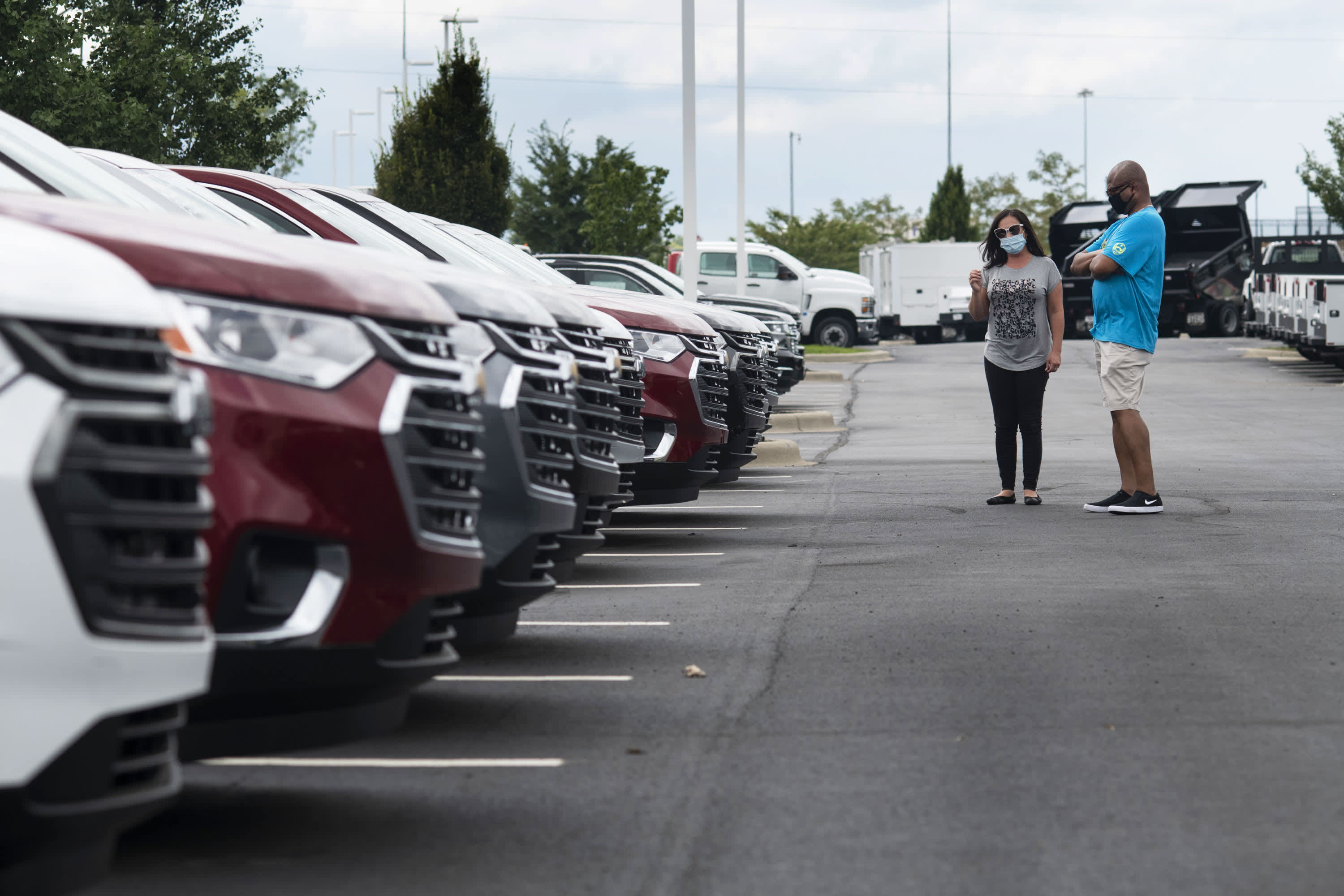 New or used car prices are rising as stocks decline this spring