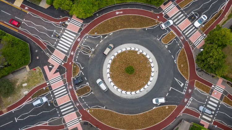 Here's why the U.S. is having so few roundabouts