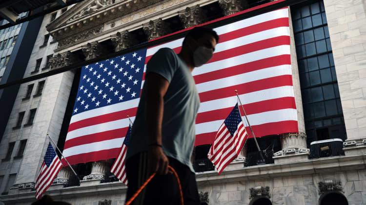 Economy is slowing heading into fourth quarter: Economist