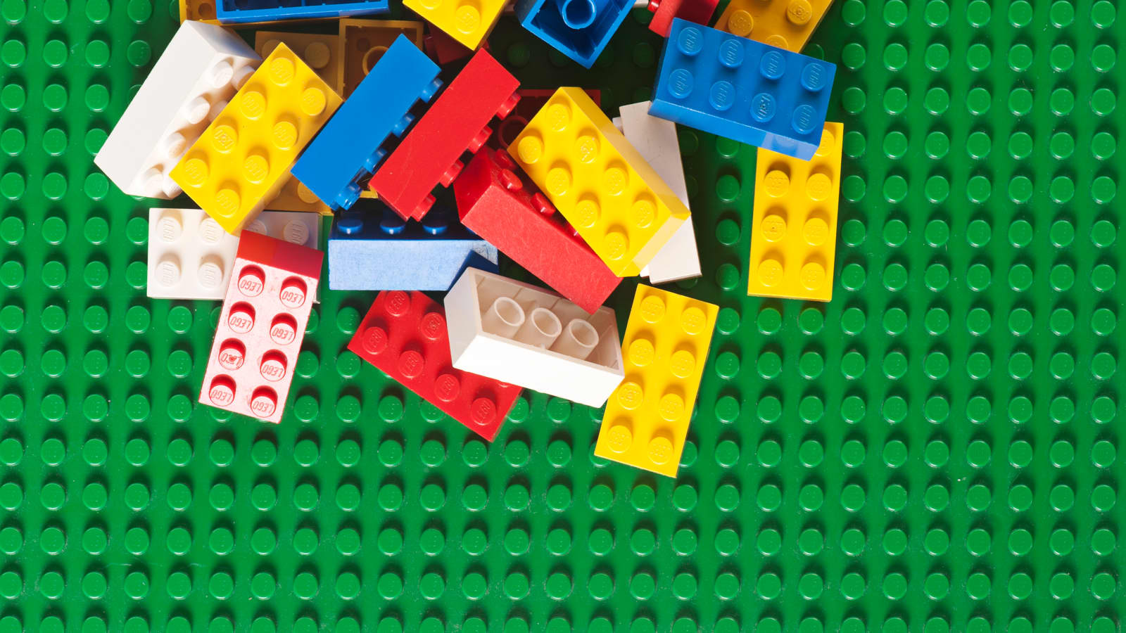 dialog terrorisme Følg os Lego plans to scrap plastic bags and make more 'bio bricks'