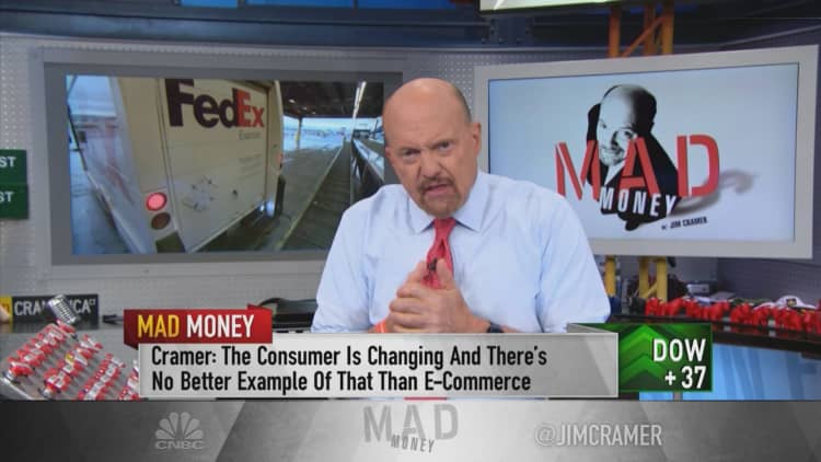 Jim Cramer: Congress must act to save the services economy