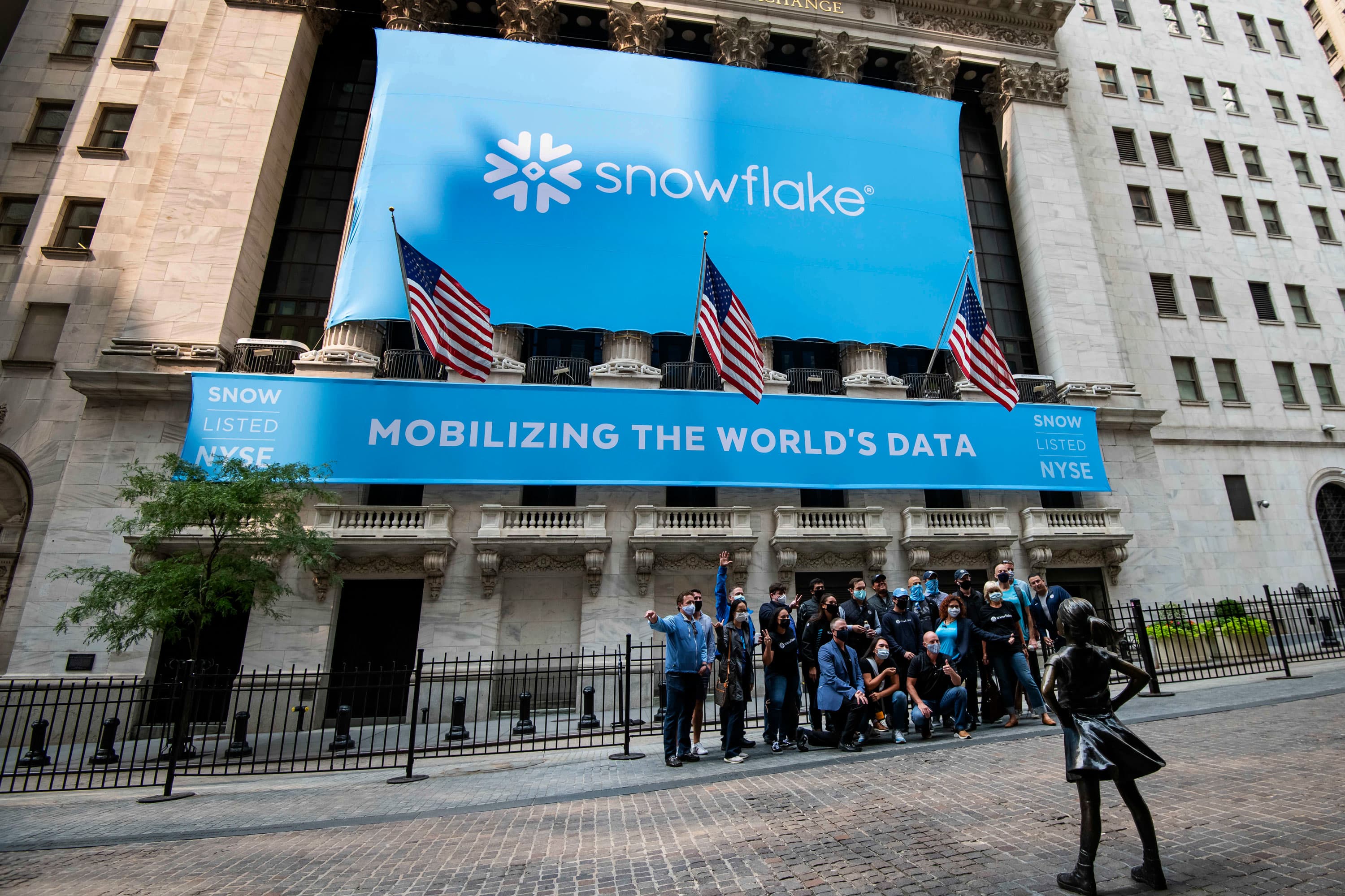Wolfe downgrades this well-known data company on concerns over macro outlook