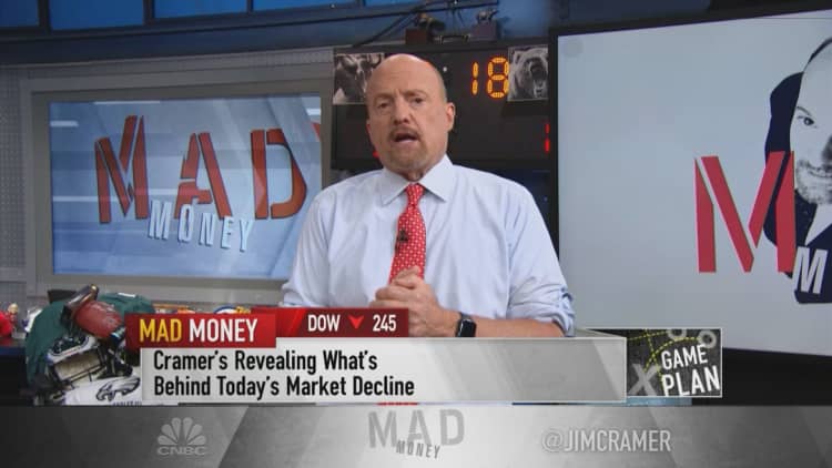 Jim Cramer: What an Oracle-Walmart deal with TikTok would mean for the market