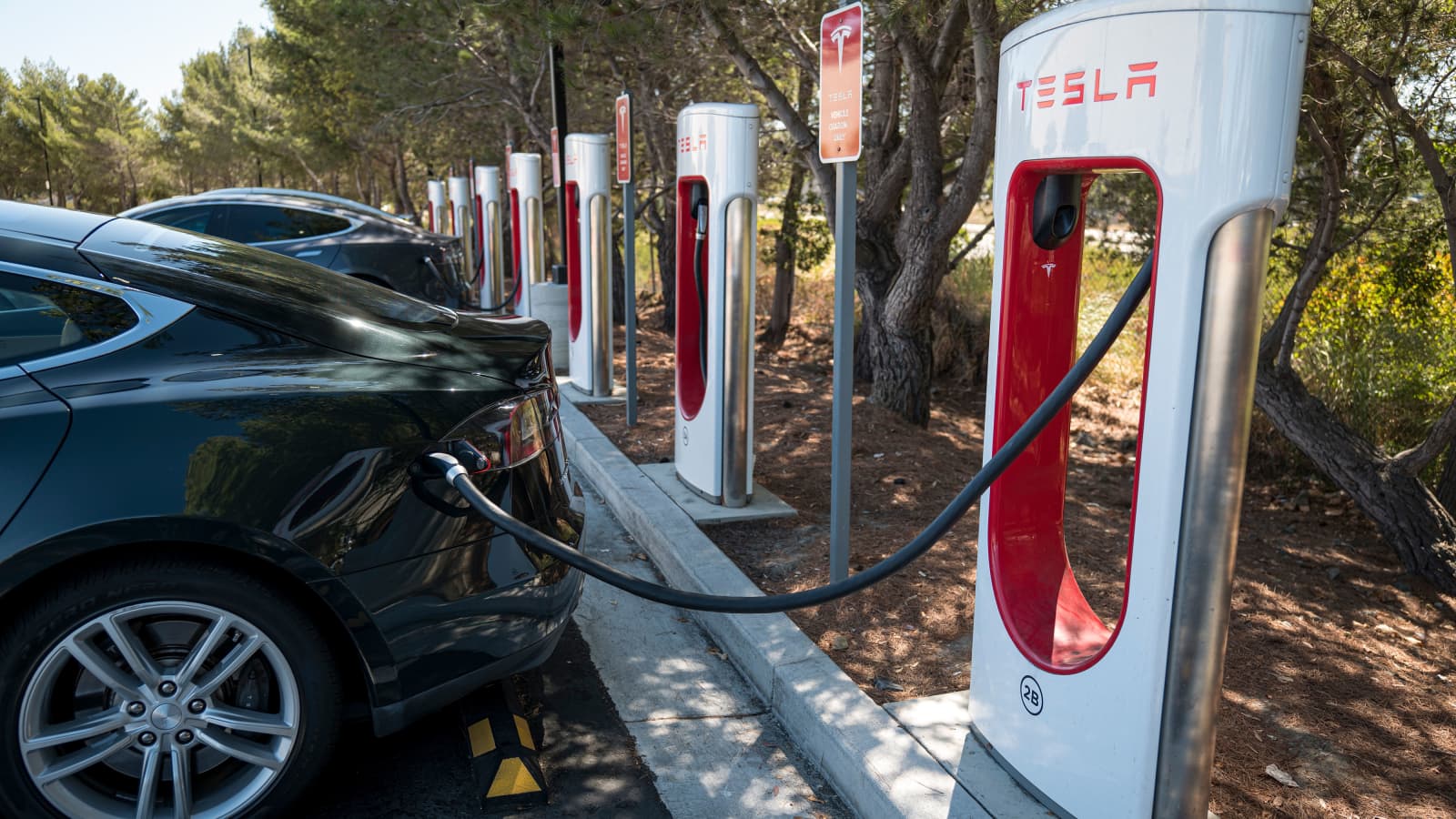 Not Nearly Enough Money for EV Charging in the Infrastructure Bill