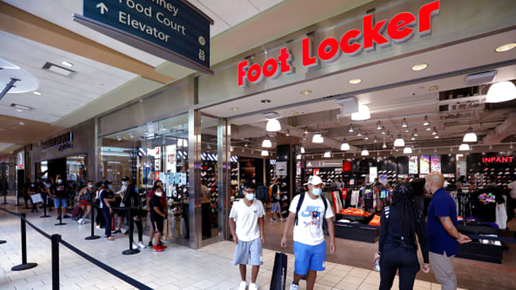 Oeps Bang om te sterven Sluimeren How Nike, StockX and GOAT changed Foot Locker's business