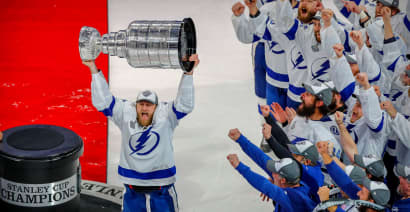 Tampa Bay Lightning beat Dallas Stars in NHL Stanley Cup Final