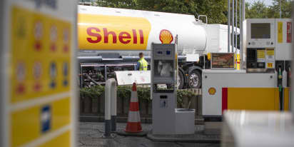 Shell to write down assets again, taking cuts to more than $22 billion