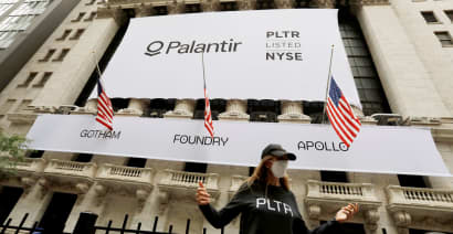 Palantir stock falls after slight earnings miss