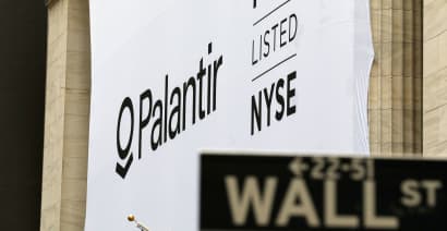 Palantir debut is proof tech companies can work with government: Early employee