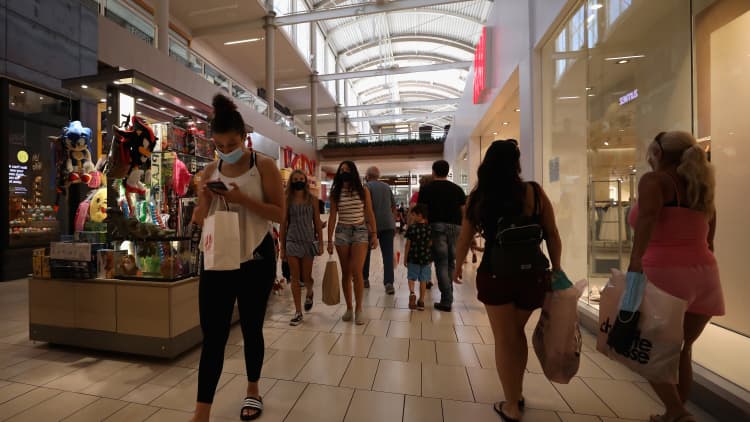 Teen spending drops to record lows amid the pandemic