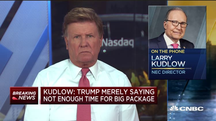 White House advisor Larry Kudlow refuses to say whether Trump wore a mask in Oval Office