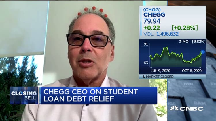Chegg CEO discusses the $1.6 trillion student loan debt crisis