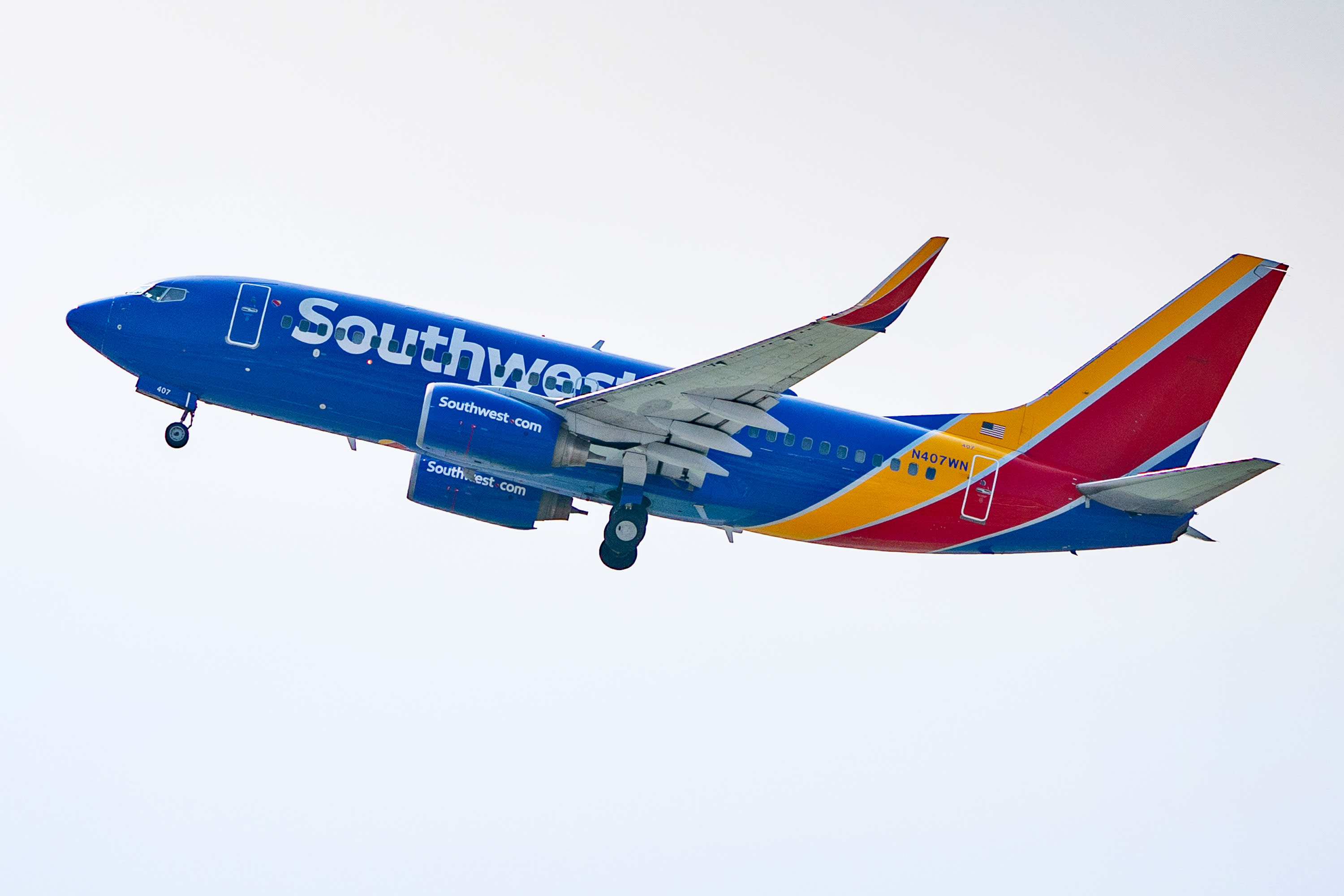 Southwest Airlines cancels 500 flights after second technology issue in ...