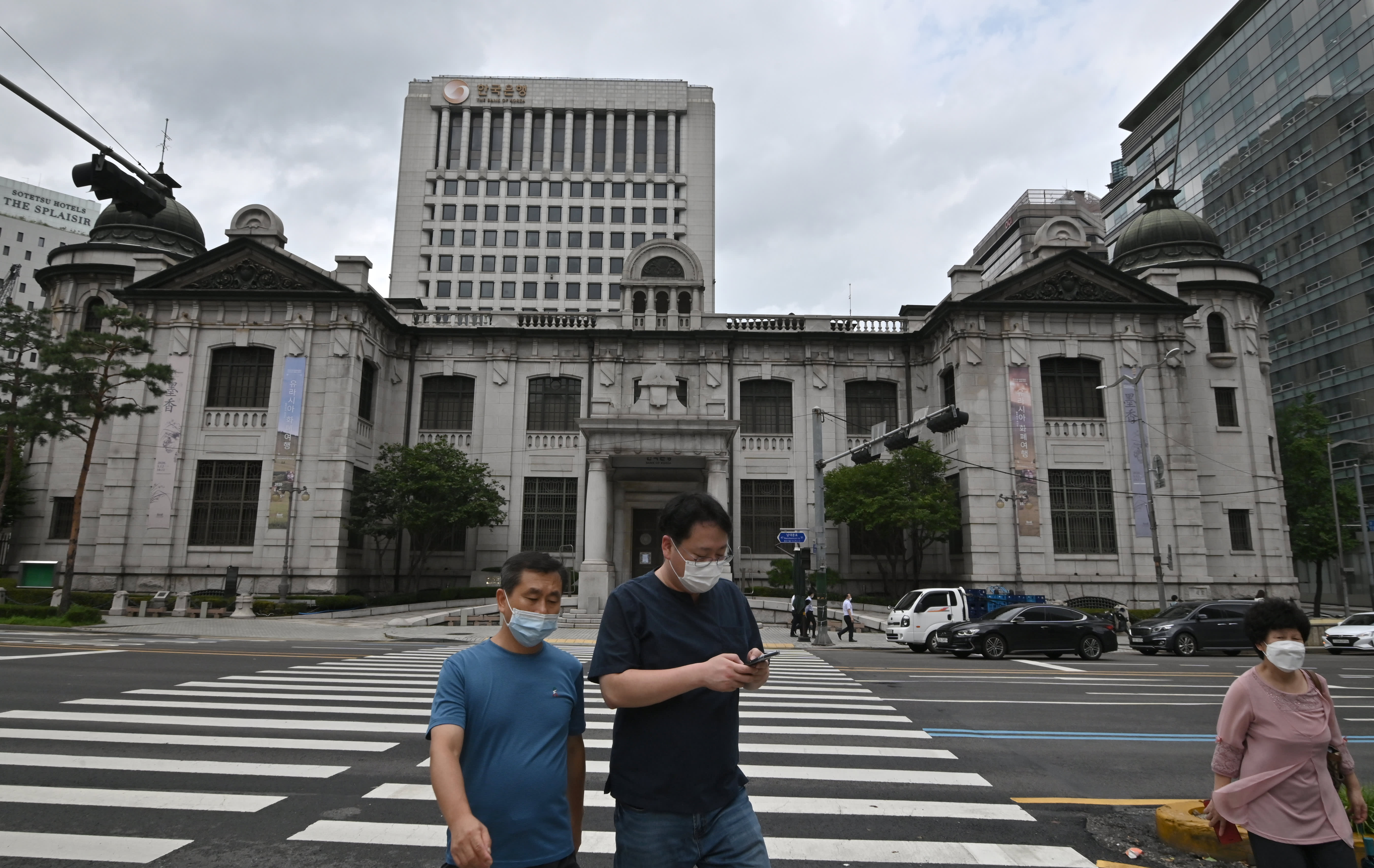 South Korea hikes interest rates in a first for pandemic era; Asia-Pacific stocks mixed