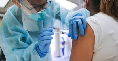 U.S. faces highest flu hospitalization rate in a decade 