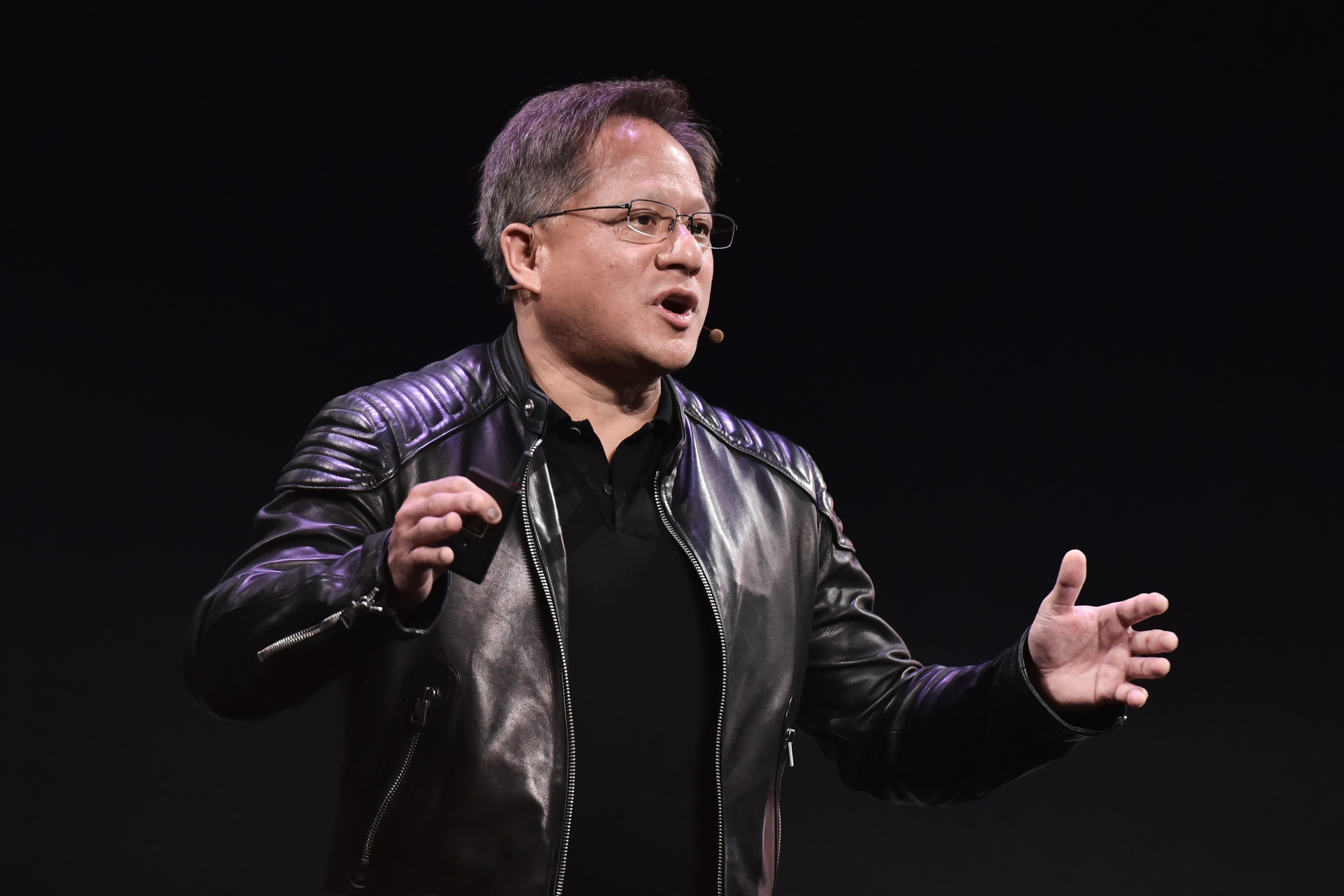 Le «moment iPhone» de Nvidia dans l'IA signale des tonnes de croissance future.  Voici notre nouvel objectif de prix