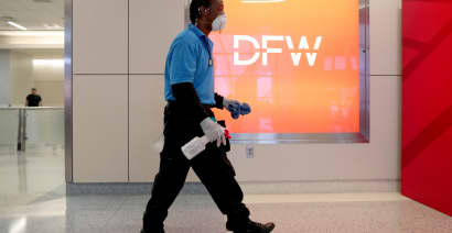Texas woman died of coronavirus 'on the jetway' on flight from Arizona